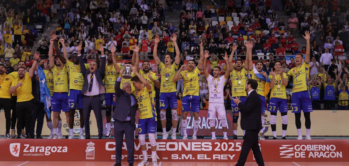 CV Guaguas revalida en Zaragoza su título de campeón de Copa del Rey