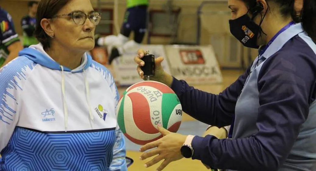 Casi toda una vida dedicada al voleibol, Marisa Romero protagoniza un nuevo capítulo de Little Talks