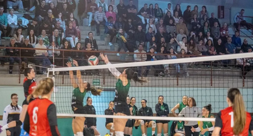 CV Sestao pone el broche con victoria a una gran fiesta del voley