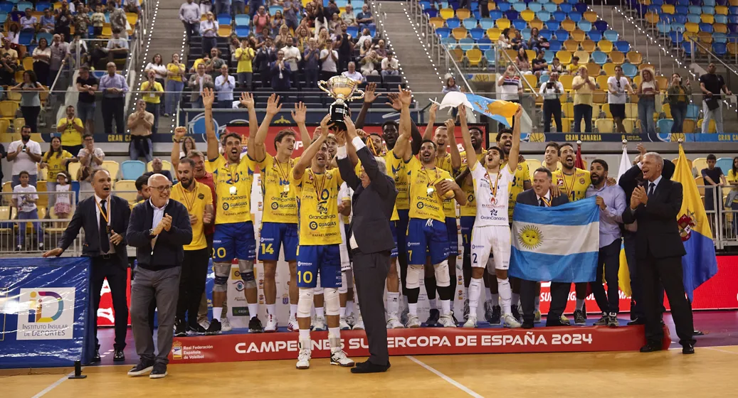 CV Guaguas encadena su segunda Supercopa consecutiva