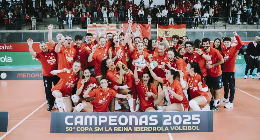 Avarca de Menorca se proclama campeón de la Copa de SM La Reina Iberdrola en casa