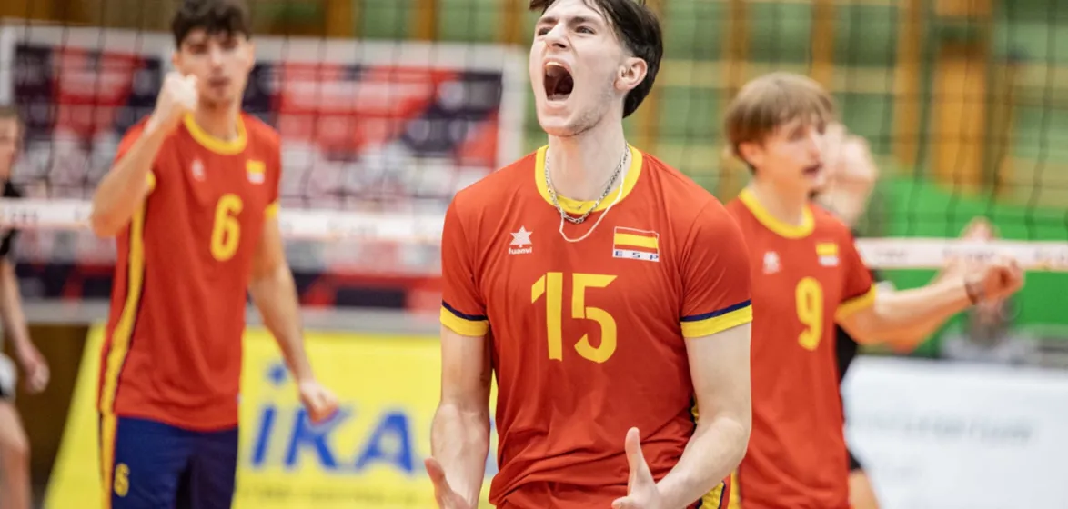 Luis Gonzalo Díaz completa el desembarco de jóvenes promesas en el Arenal Emevé
